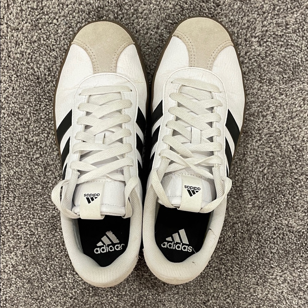 Adidas Women’s casual, size 8, like new!